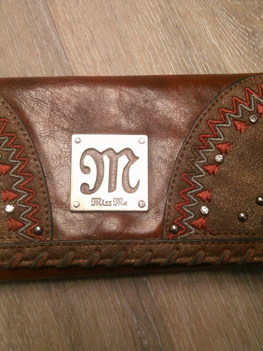 Miss Me Ella Womens Trifold Wallet Brown Leather Card Slot Studded Rhinestone